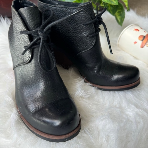 Kork-Ease Roana Lace up Black Leather Ankle Booties Two-Tone Chunky Heel  7.5 - Picture 4 of 13
